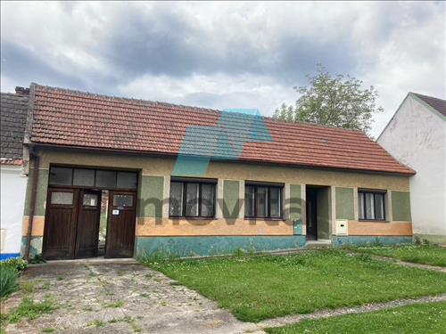 Rodinný dům s pozemkem (882 m2), Těmice, okres Hodonín, Jihomoravský kraj